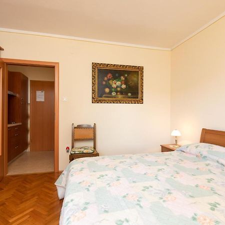Apartments Spanjic Krk Town Bagian luar foto